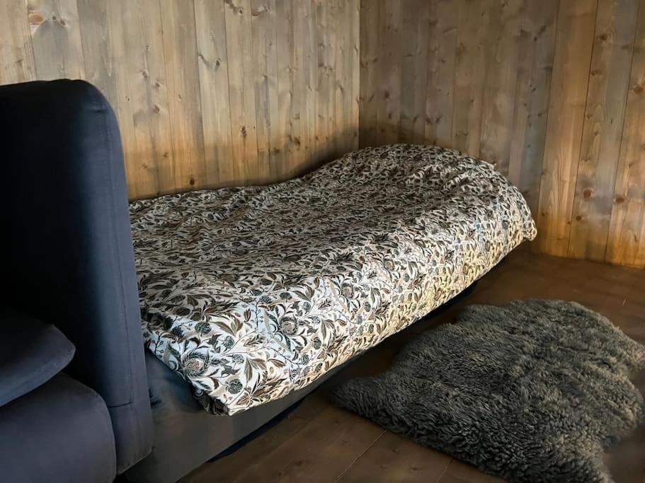 Attraktiv & Smart Funkishytte Pa Nes Strandhager. Arnes  Bagian luar foto